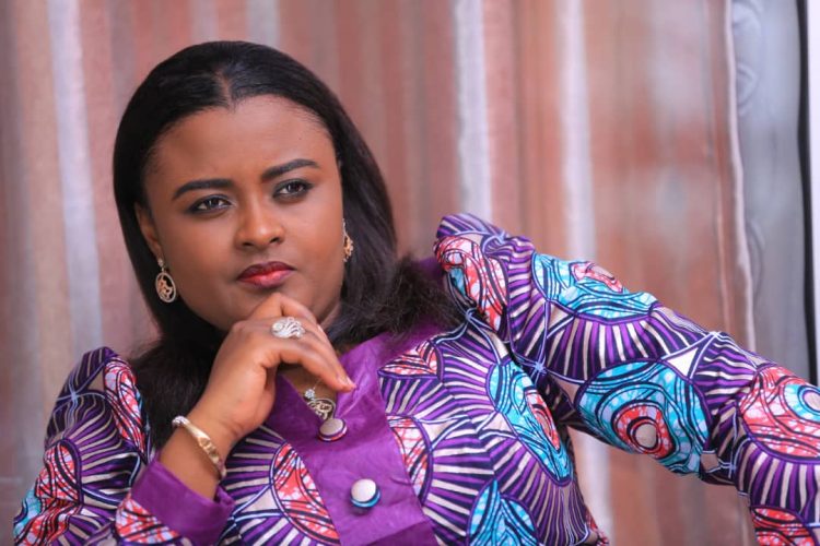 Éducation : « Faire de l’Anglais une deuxième langue officielle en RDC, une proposition de loi dans ce sens en cours » (Francine Muyumba)