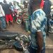 Kinshasa : Disputant avec sa femme sur la moto, un motocycliste se jette sur un camion-benne pour mettre fin à leurs vies