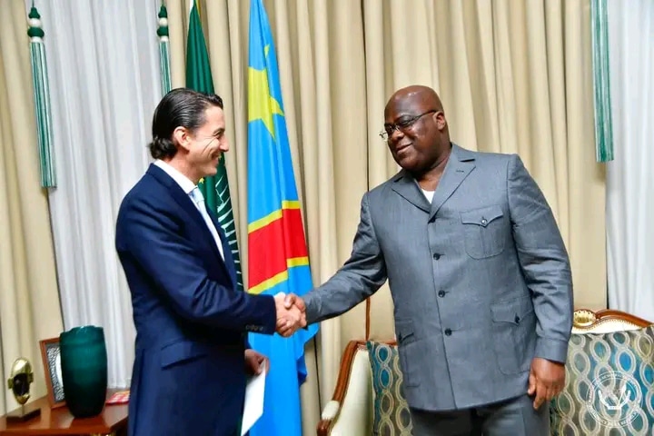 Diplomatie: « Les États-Unis félicitent le Président Félix Tshisekedi pour les avancées dans la liberté d’expression et les droits des travailleurs pour un bon salaire » (Maison Blanche)