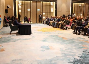 Diplomatie : En séjour privé en Belgique, Félix Tshisekedi échange avec la communauté congolaise du Benelux