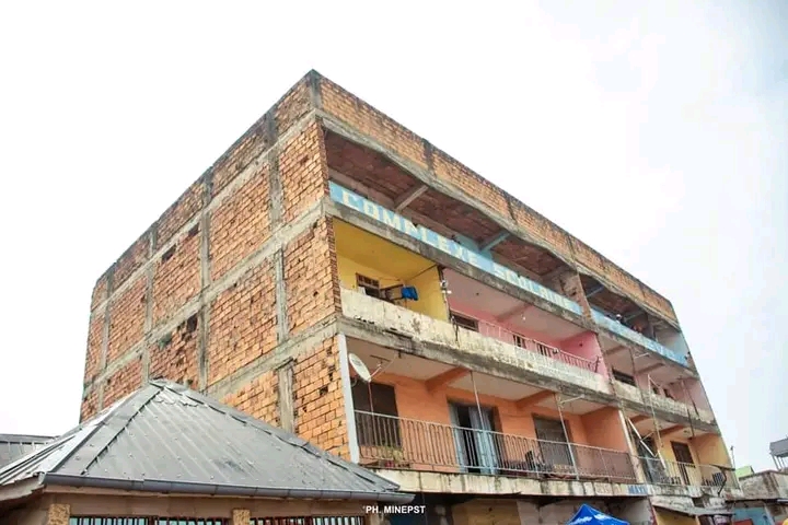Kinshasa : Ne répondant à aucun critère d’un établissement d’enseignement, Tony Mwaba ordonne la fermeture de l’école Tusevo à Kasa-Vubu