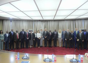 Climat des affaires : Sama Lukonde échange avec un groupe d’ambassadeurs et chefs de missions diplomatiques accrédités en RDC