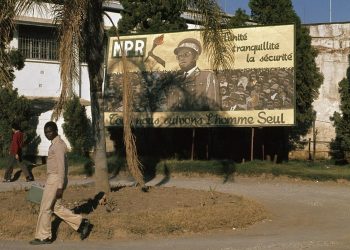 Page d’histoire RDC/ Le 02 Novembre 1975: Pour la première fois, les députés nationaux votent par acclamation publique au lieu du système des urnes (Tribune de Benjamin Babunga)