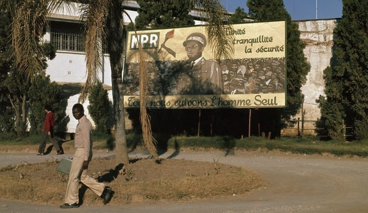 Page d’histoire RDC/ Le 02 Novembre 1975: Pour la première fois, les députés nationaux votent par acclamation publique au lieu du système des urnes (Tribune de Benjamin Babunga)