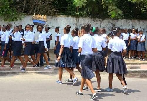 RDC/EPST: Les fêtes de fin d’année approchent et certaines écoles procèdent déjà au contrôle des frais