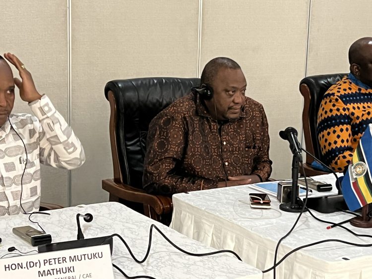 Guerre à l’Est de la RDC : Le bureau de la chambre basse du parlement dit « Non » à Uhuru Kenyata pour toute forme des négociations avec les groupes rebelles