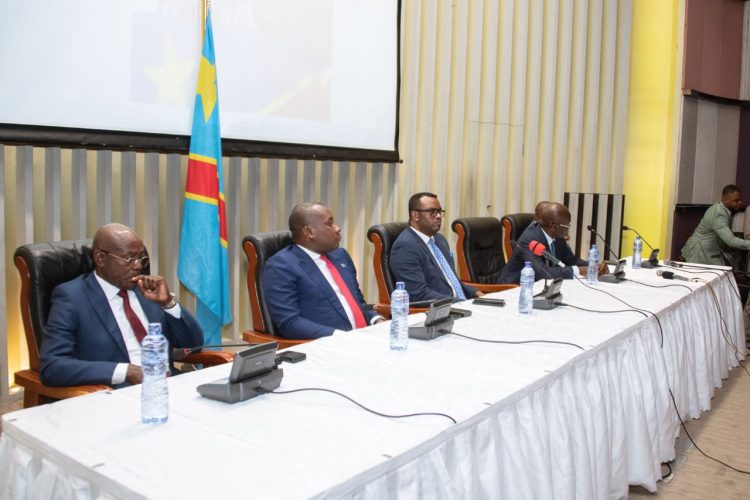 Soutien aux FARDC : le ministre d’état Guy Loando et ses frères ressortissants de l’Équateur du gouvernement, lancent l’initiative “Équateur Bomoko”