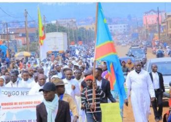 Nord-Kivu : Des fidèles de l&rsquo;église catholiques de Butembo-beni inondent les rues et avenues pour dire non à l’insécurité et la balkanisation