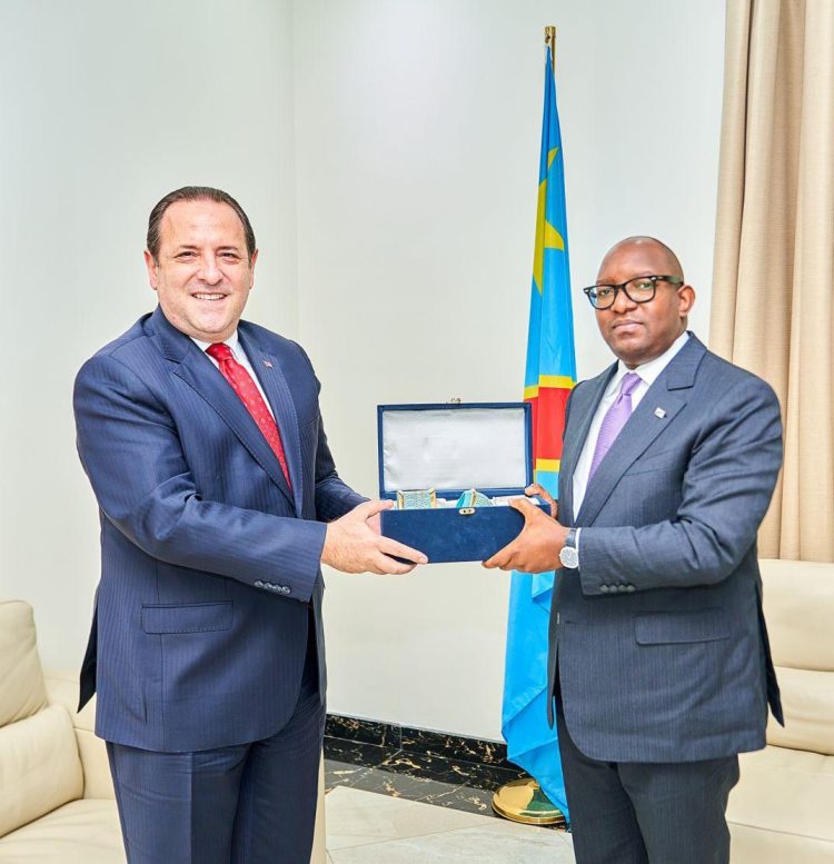 Coopération RDC-Turquie: Tête-à-tête entre Sama Lukonde et l&rsquo;ambassadeur Turque Murat Ülku