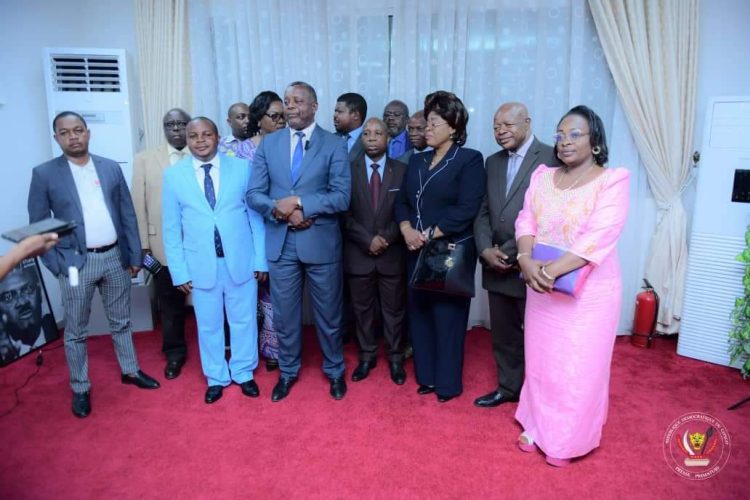 Pape François en RDC : Sama Lukonde invite les députés catholiques à la sensibilisation de la population pour la réussite de l&rsquo;événement