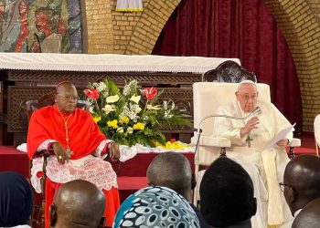 Visite papale en RDC: « Au lieu de servir l’évangile, nous nous soucions de gérer les finances et des affaires avantageuses ». Pape François aux religieux et religieuses