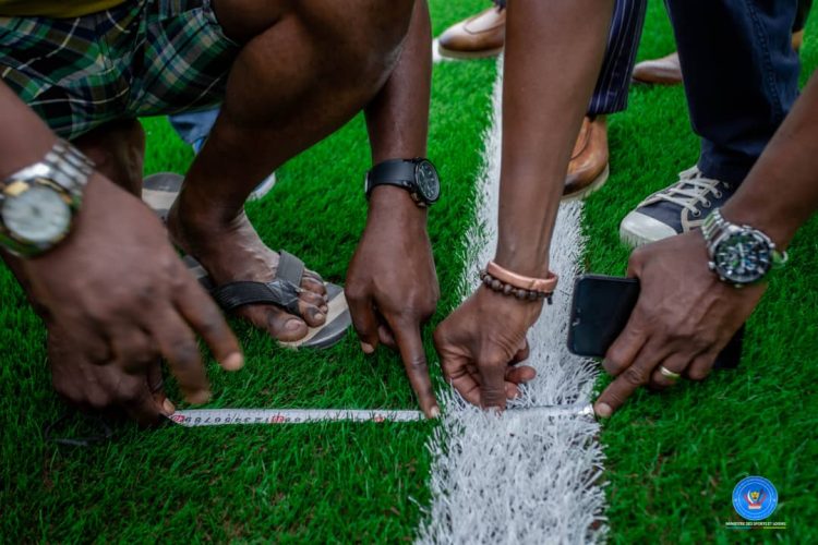Stade des martyrs : un inspecteur pelouse FIFA est à Kinshasa !