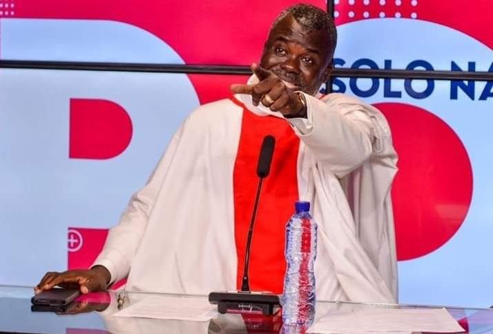 Injure publique contre les journalistes : Israël Mutombo porté plainte au tribunal de l’UNPC par ses pairs !