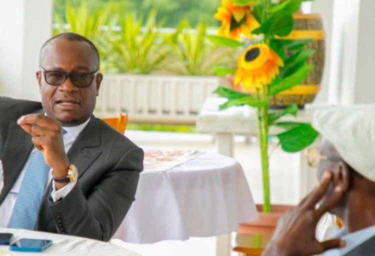 Loi Tshiani : « La proposition de loi dite « de père et de mère » est une initiative aux apparences nationalistes, dont I’enjeu purement électoraliste est loin d’être national », Delly Sesanga