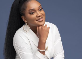 Religion : Josiane Nsimba, d’une folle à une servante de Dieu