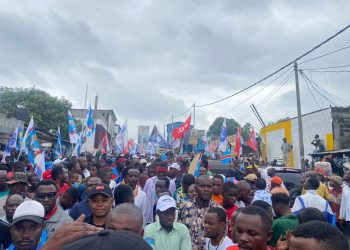 Marche contre l’agression Rwandaise : Martin Fayulu et Matata Ponyo mènent la foule des centaines des militants