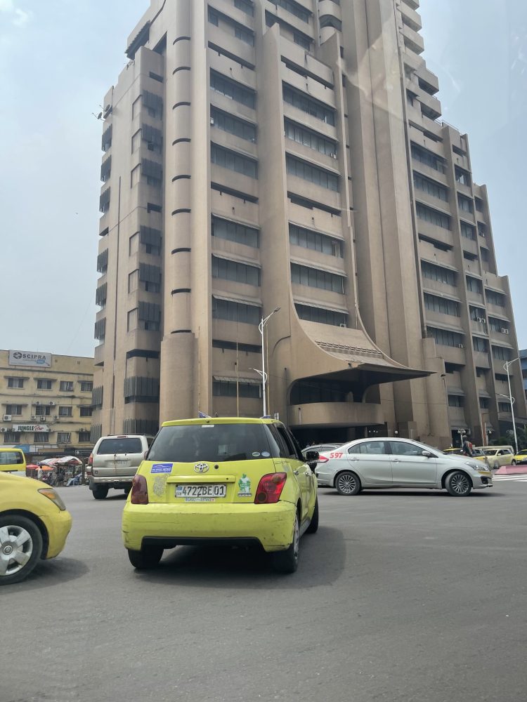 Kinshasa : Le gouvernement provincial continue avec l’opération « coup de poing/nuisance sonore » ce jeudi dans toute la ville