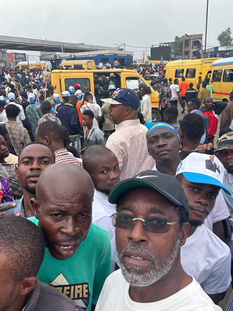 Kinshasa – Marche de l’opposition : Rassemblement des militants au Rond-point  Ngaba ( situation à 10h  )