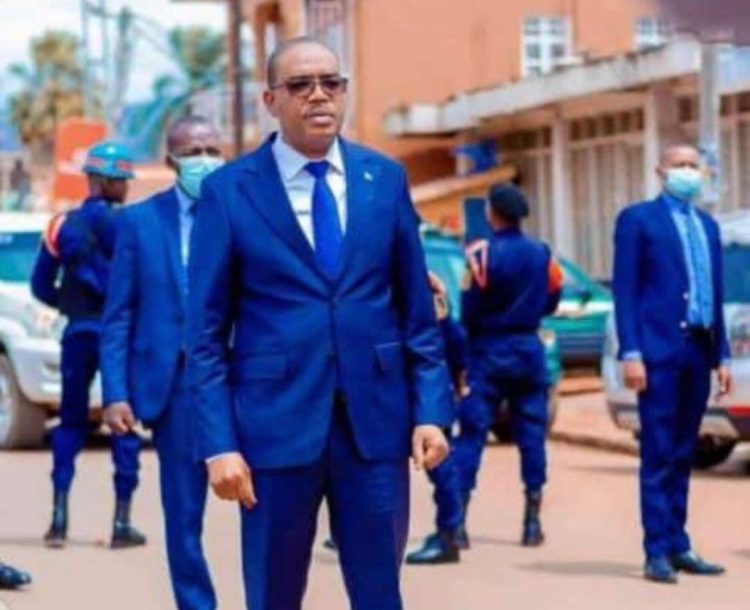 Sud-Kivu : Theo Ngwabidje défie les députés provinciaux