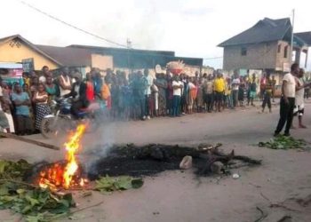 Kinshasa : Un présumé voleur brûlé vif à N’djili !