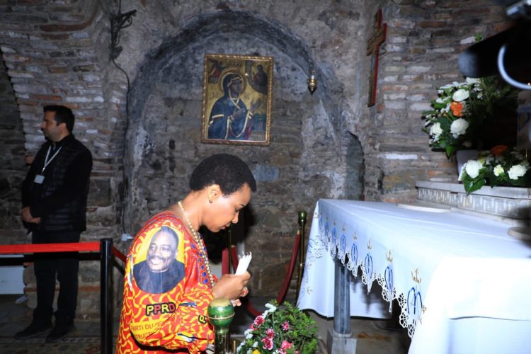Turquie : olive Lembe Kabila visite la maison de la Vierge marie !
