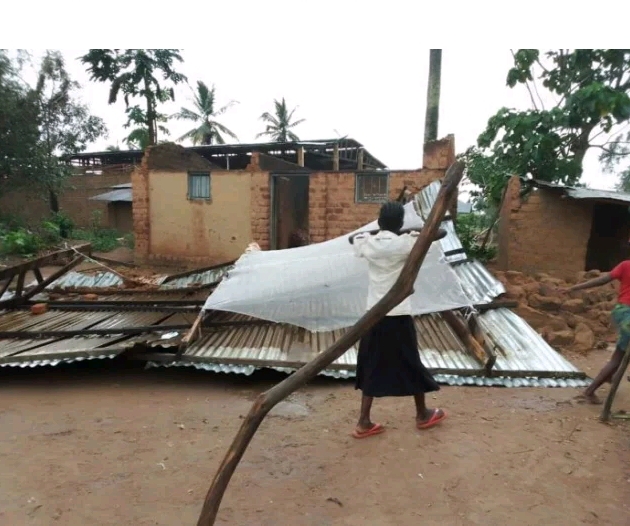 Kasaï central : La foudre tue deux personnes à kananga
