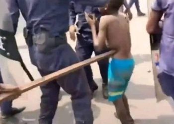 Répression de la marche de l’opposition : Félix Tshisekedi attendu dans l’hôpital où l’enfant mineur brutalisé et tabassé par la police est interné !