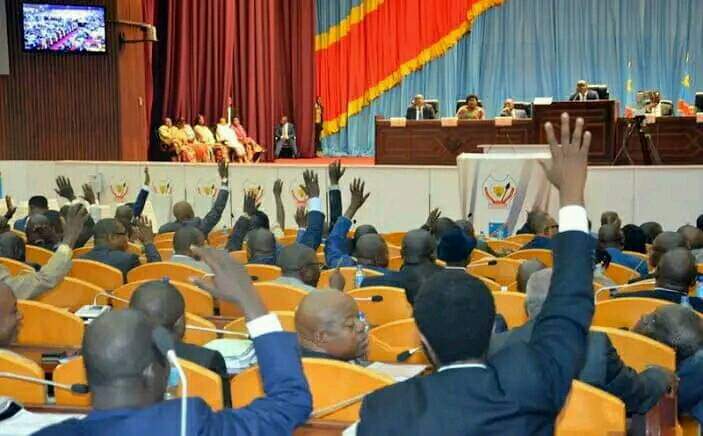RDC: L’assemblée nationale adopte de la proposition de loi modifiant et complétant le code de procédure pénale pour exempter les victimes des violences sexuelles, veuves et orphelins de paiement des frais de justice