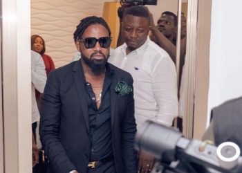 Concert SDM : Ferre Gola est arrivé au stade des martyrs !
