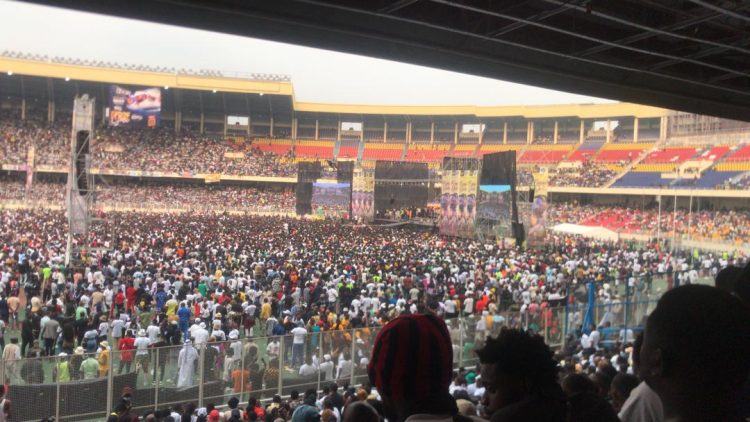 Plus de 80.000 personnes auraient répondu présent au concert de Ferre Gola au Stade des Martyrs !