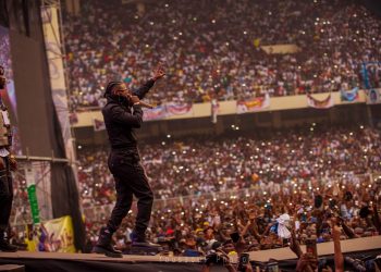 Musique : Après le stade des martyrs, Ferré Gola envisage un concert à Paris La Défense !