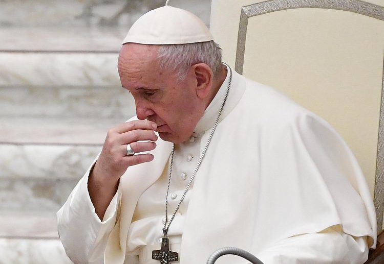Urgent – Vatican : Le pape François hospitalisé ce mercredi !