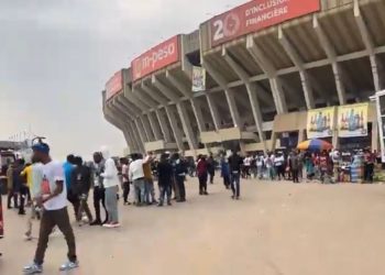 RDC: Un journaliste se serait fait voler son portable lors du concert de Ferré Gola !