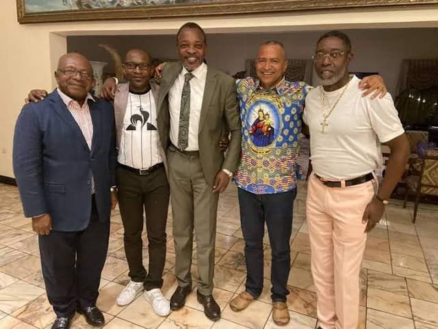 RDC | Moïse Katumbi a visité Mike Mukebayi ce mercredi à la prison centrale de Makala !