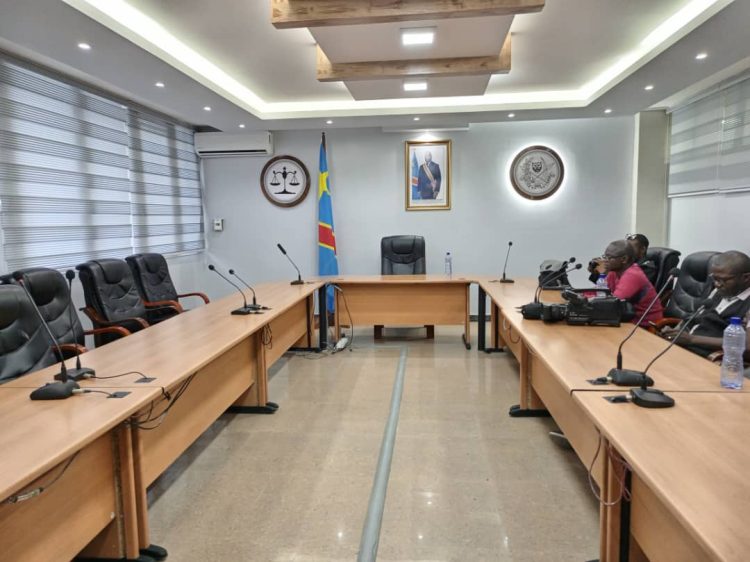 Assasinat Cherubin Okende | le procureur général près la cour de cassation devant la presse dans quelques minutes !