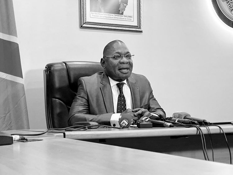 RDC| « La balle qui a traversé la tête de Cherubin Okende a été tirée de l’intérieur du véhicule » Firmin Mvonde (procureur cour de cassation)