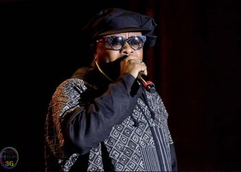 Nuits de la francophonie | Pendant sa prestation, JB Mpiana prêche le « DJALELO »