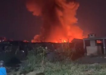 RDC/URGENT | Le camp Lufungula dans la commune de Lingwala en feu !