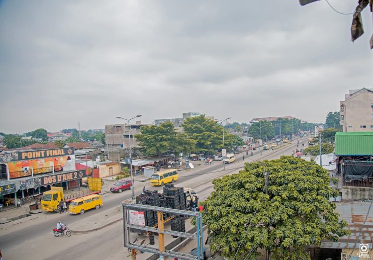 SOCIÉTÉ | La prostitution gagne du terrain sur le boulevard Kimbuta dans la commune de N’djili !