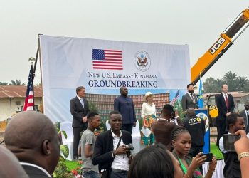 RDC | lancement des travaux de construction de la nouvelle ambassade des États-Unis par le ministre d’État en charge de l’aménagement du territoire Guy Loando !