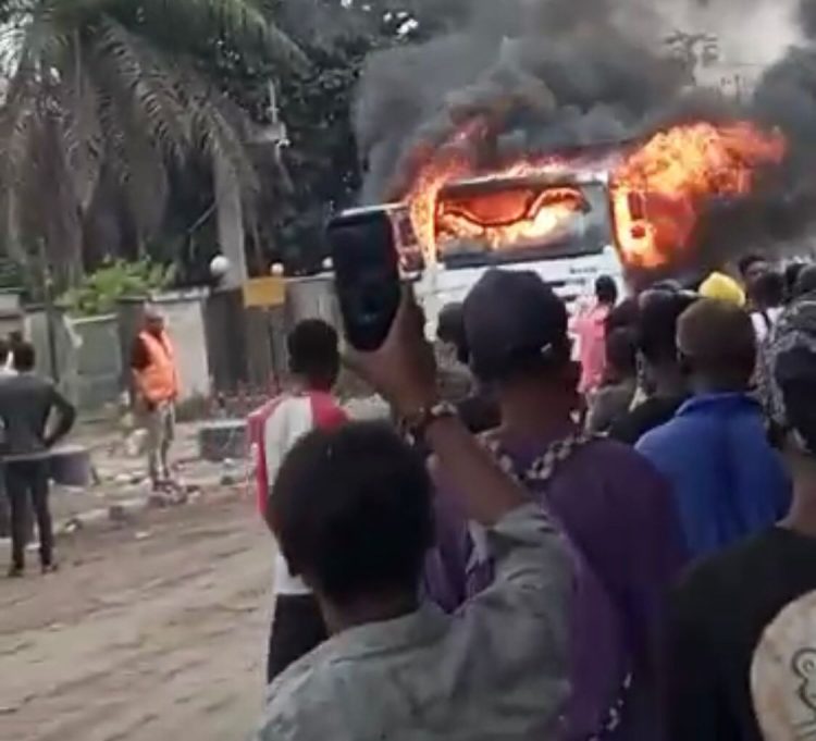 Un motard meurt dans un accident avec un camion Ben à Mbudi !