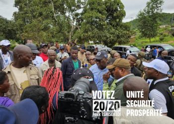 Campagne électorale | En route pour Tshela, Félix Tshisekedi s’arrête au village Mantere pour quelques minutes !