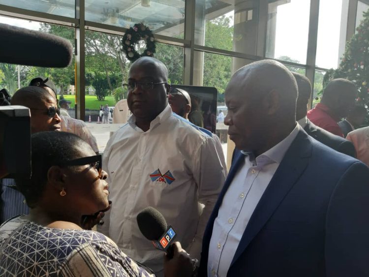 RDC | Félix Tshisekedi offre un chèque de 8.433.000USD pour le paiement de 1.230 retraités de l’ONATRA !