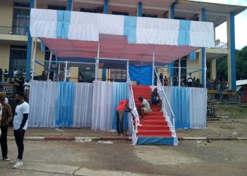 Meeting de Moïse Katumbi à kisangani | Mise en place terminée ( 13h00 )