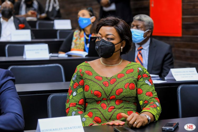 RDC | jurée d’être fidèle à Kabila , la députée Geneviève Inagosi quitte officiellement le PPRD et adhère au parti Congo Espoir de l’union sacrée !