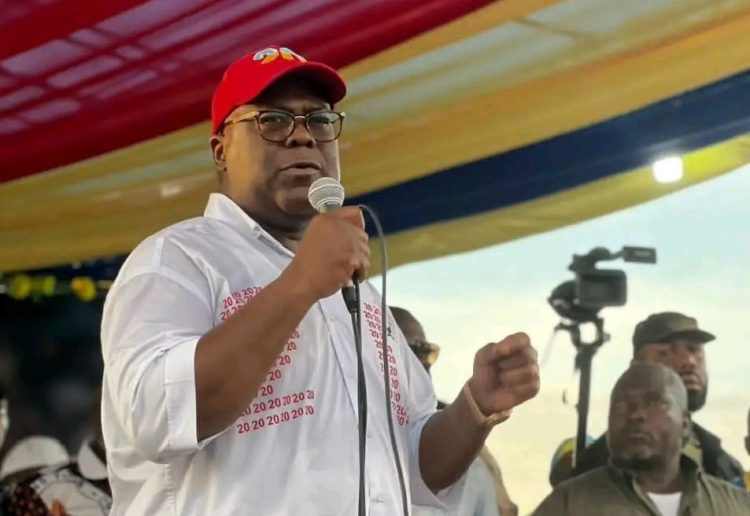 Campagne électorale | « Je n’aime pas que les kasaiens se divisent vous êtes des frères » Félix Tshisekedi à Mbuji-Mayi