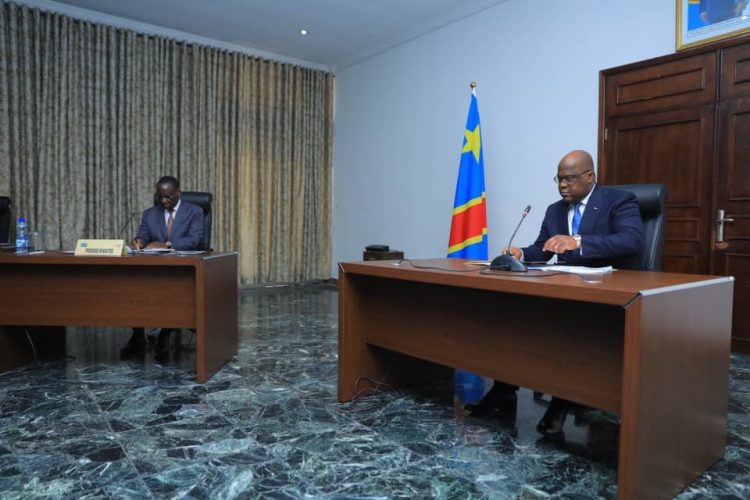 Affaire RAM | Un ancien membre du gouvernement ILUNKAMBA répond à Félix Tshisekedi !