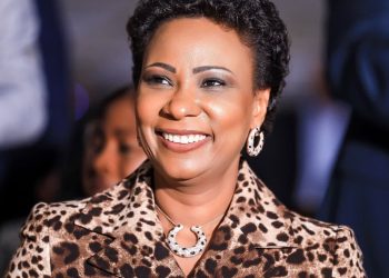 Hommages à Mzée Kabila | Olive Lembe Kabila tacle le régime Tshisekedi !