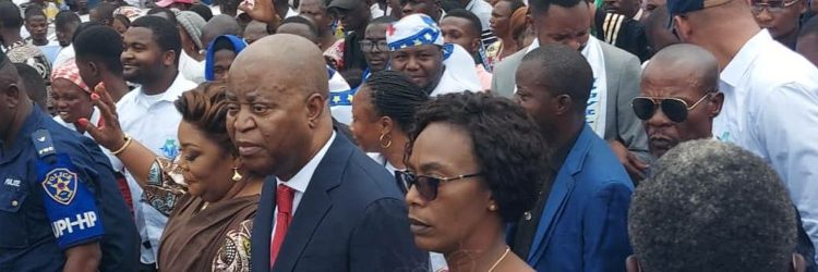 RDC | l’opposant Adolphe MUZITO prêt à rejoindre Félix Tshisekedi dans la majorité !