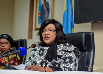 Journée internationale de la femme | La ministre du Genre demande aux femmes qui voudront porter des pagnes, Robes, Jupes que ça soit de couleur noire (Communiqué) !
